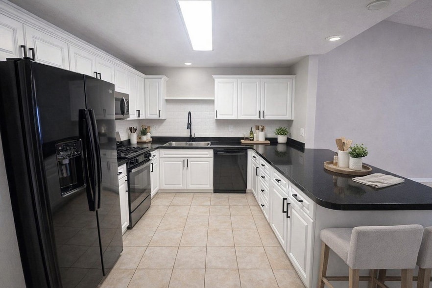 Building Photo - 215 S Boyd St