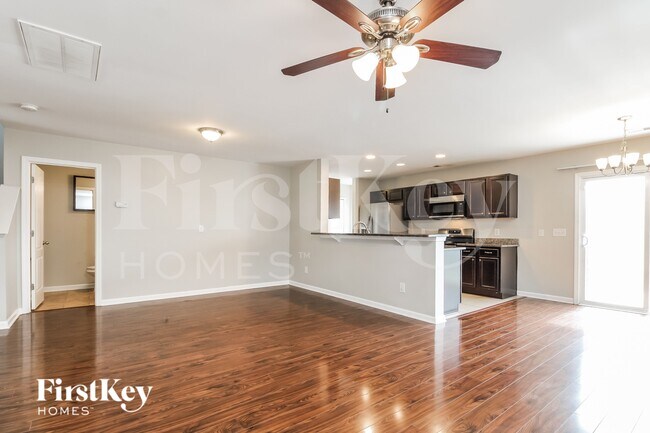 Building Photo - 156 Coosawatchie St