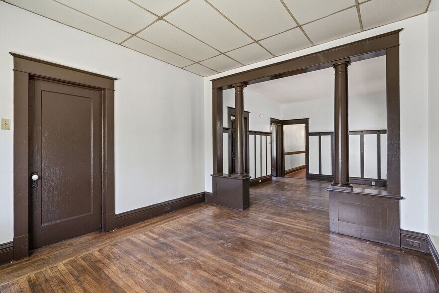Building Photo - 320 Saratoga Ave
