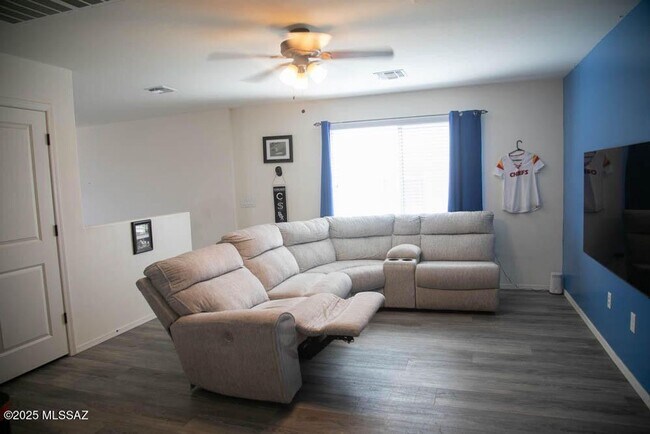 Building Photo - Great home in Madera Highlands!