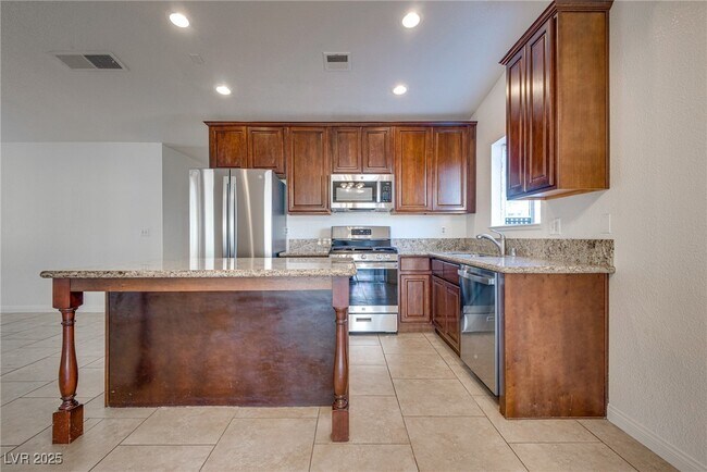 Building Photo - 4628 Pony Express St