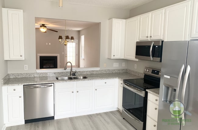 Building Photo - 48 Sikes Cir