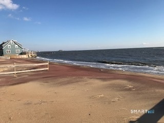 Building Photo - 71 Beach Ave