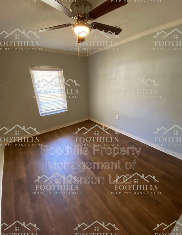 Building Photo - 1012 Kennedy St