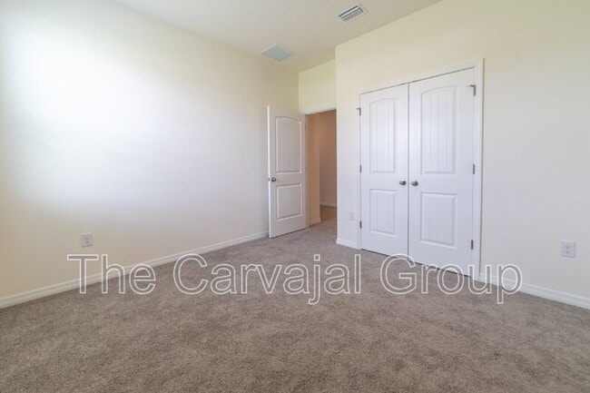 Building Photo - 1813 Walnut Crk Dr