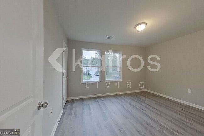 Building Photo - 236 Sunrise Cir