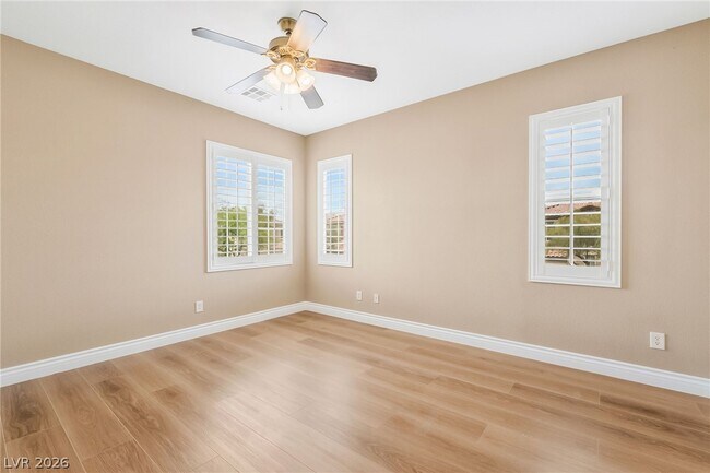 Building Photo - 7616 Perla Del Mar Ave