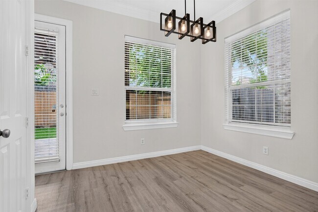 Building Photo - 1131 Sopris Dr