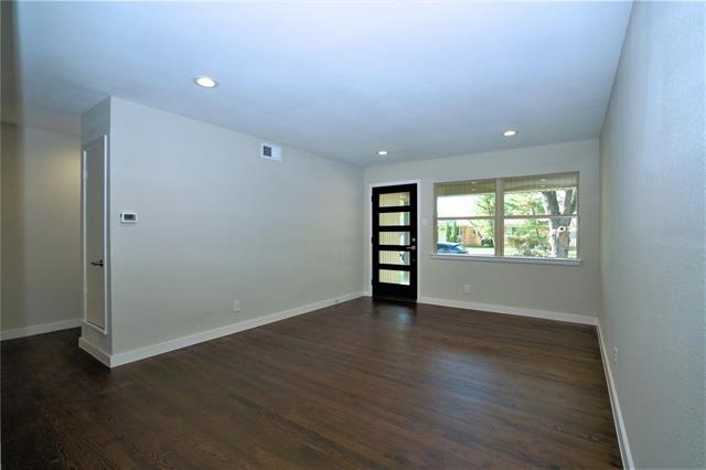 Building Photo - 2435 Hillsboro Ave