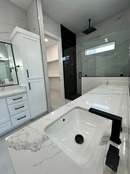 Building Photo - 124 Sea Grape Ln