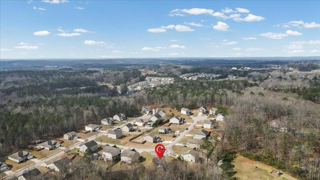 Building Photo - Furnished or Unfurnished spacious two story traditional conveniently located and ready now!