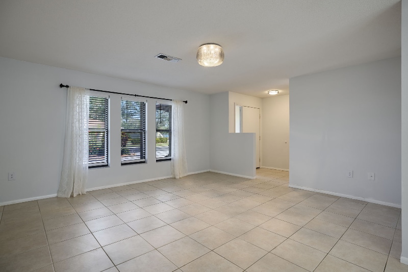 Building Photo - 1008 Pine Forest Ct