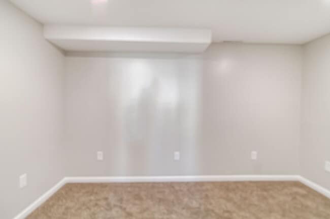 Building Photo - 181 SE State Rte 13