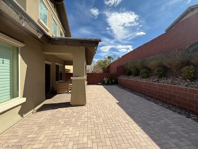 Building Photo - 5667 Oak Bend Dr