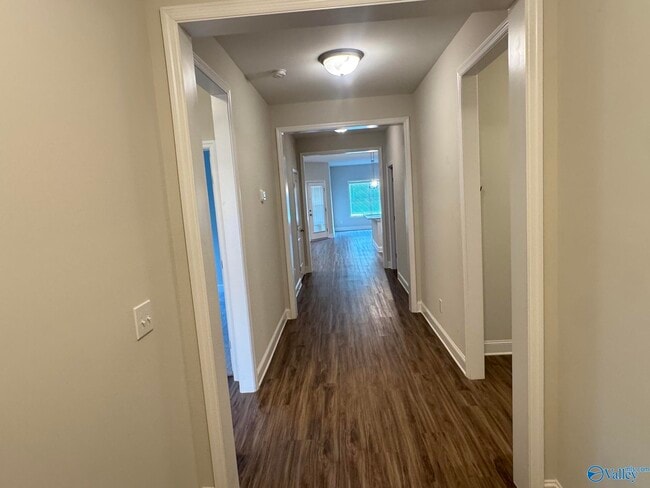 Building Photo - 151 Williams Pointe Boulevard SW