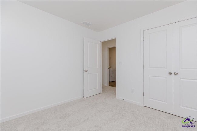 Building Photo - 218 Hickory Rdg Trl