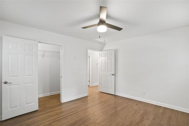 Building Photo - 1811 Mary Lou Ln SE