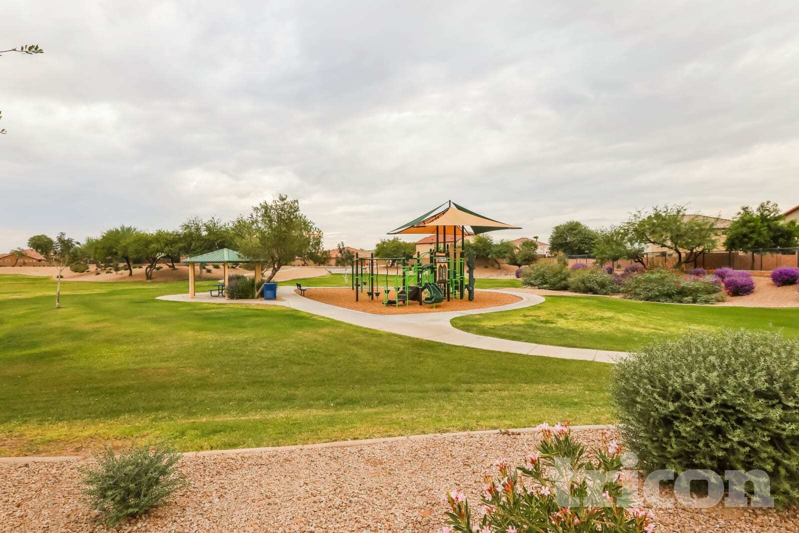 Building Photo - 883 E Dust Devil Cir