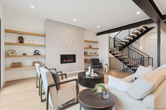 Building Photo - 1117 S Madison St