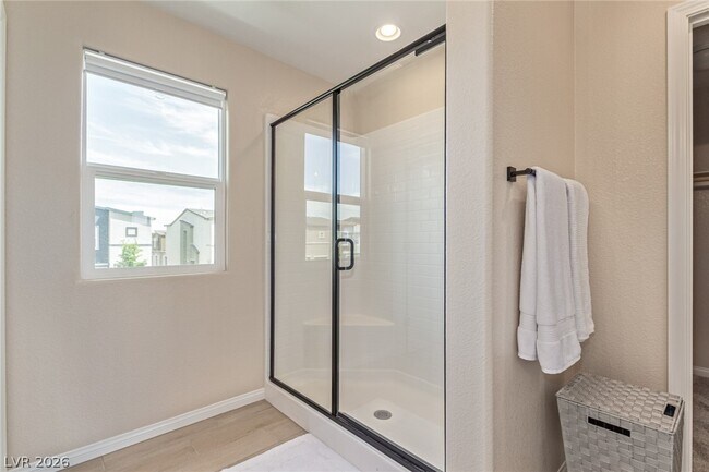Building Photo - 10212 Starlit Cyn Ct