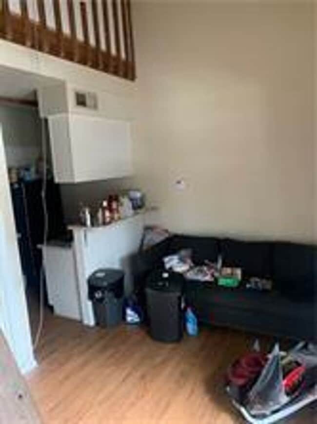 Building Photo - Nueces Corner #202