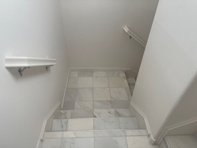 Building Photo - 1401 Jamboree Dr