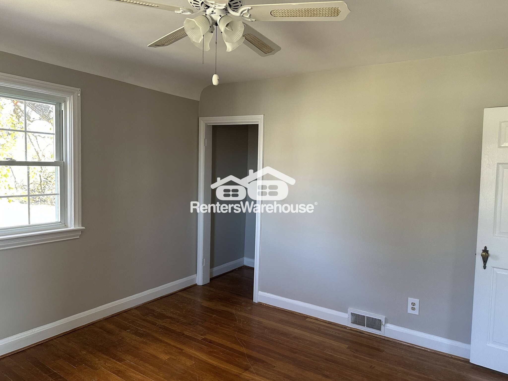 Building Photo - 3203 Glendale Ave