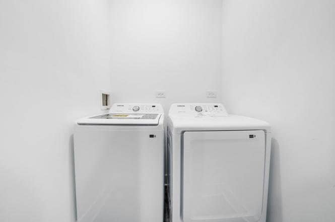 Building Photo - 322 S Kostner Ave