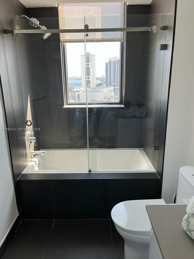 Building Photo - 1600 NE 1st Ave