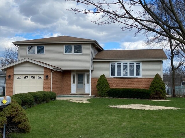 Building Photo - 1403 Sauk Ln