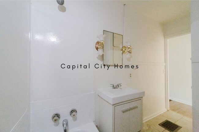 Building Photo - 1301-1303 N Rural St