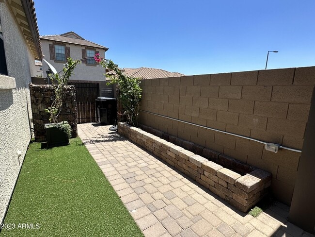 Building Photo - 2940 N Sonoran Hills