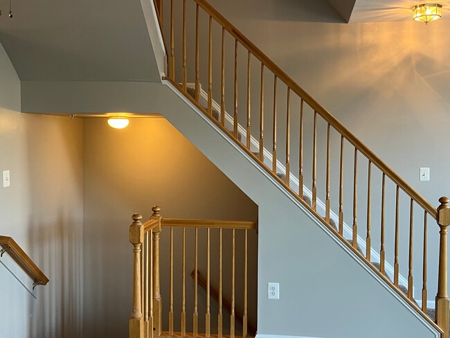 Building Photo - 2562 Carrington Way