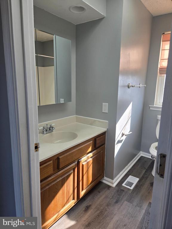 Building Photo - 4307 Greys Run Cir