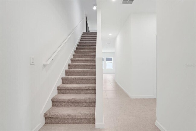 Building Photo - 2083 Gold Dust Dr