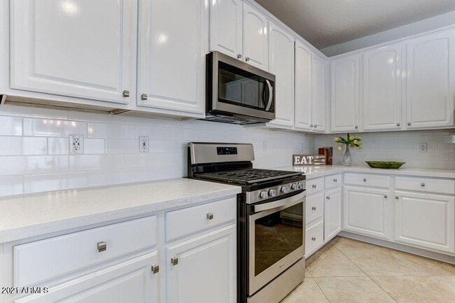 Building Photo - 24553 N 75th Way