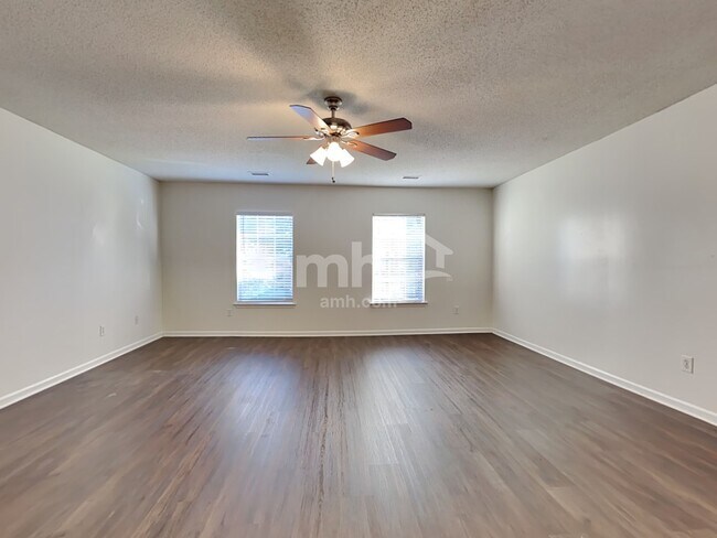 Building Photo - 223 Eagle Ridge Rd