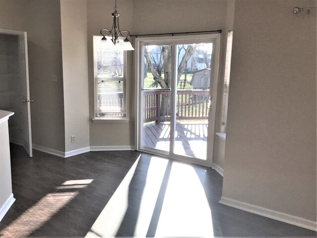 Building Photo - 1131 Clark Dr