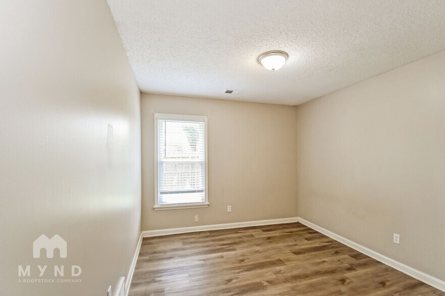 Building Photo - 7166 Abbey Cove