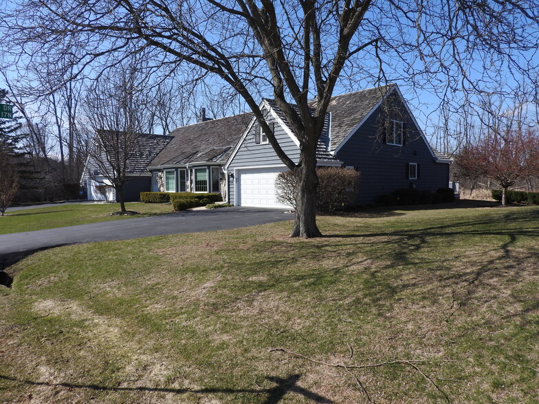 Front View - 1720 W Bradford Dr