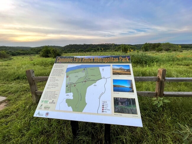 Building Photo - 104 S Tumbleweed Trail