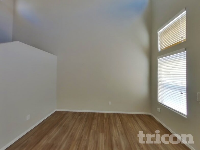 Building Photo - 7900 Hornbeam Ct