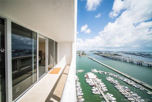 Building Photo - 1717 N Bayshore Dr