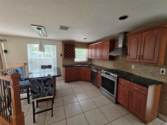 Building Photo - 3174 NW 98th Ct