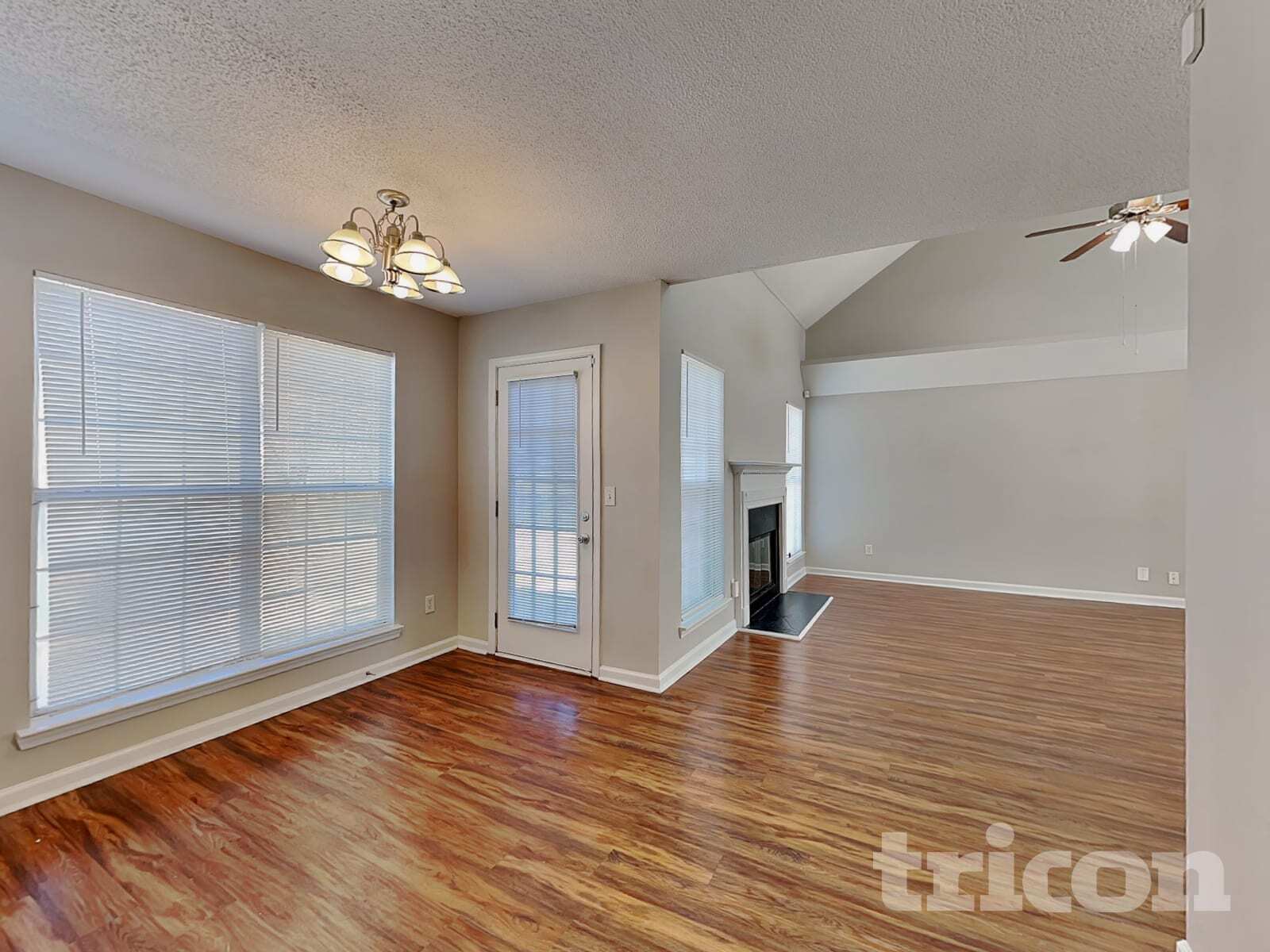 Building Photo - 105 River View Ct