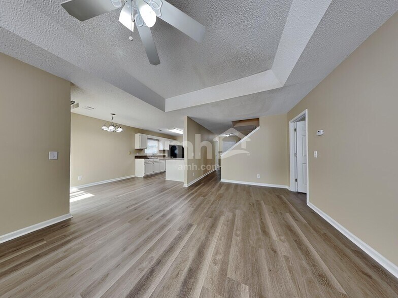 Building Photo - 109 Rivermarsh Dr