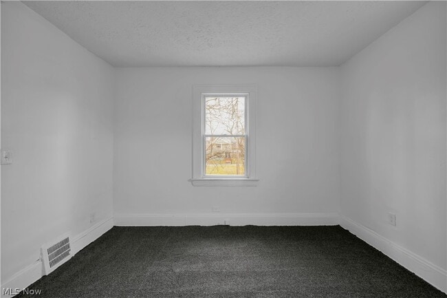 Building Photo - 13609 Edgewood Ave