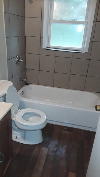 Bathroom - 4848 Brenda Dr