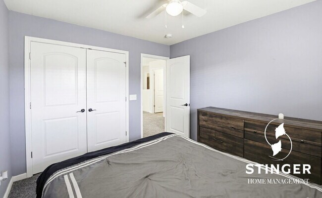 Building Photo - 100 Patriot Ct