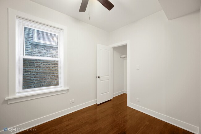 Building Photo - 1921 S Trumbull Ave